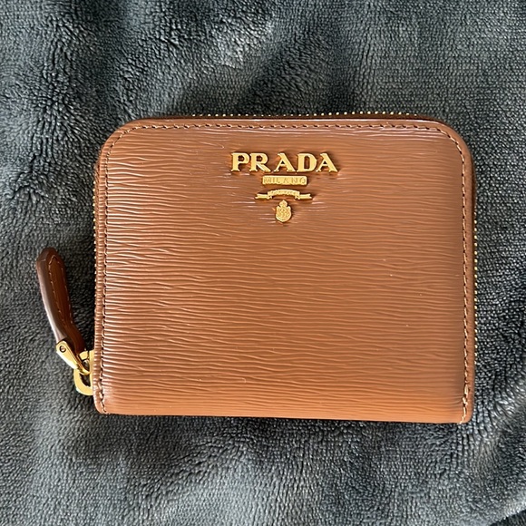 Prada wallet - Picture 2 of 6